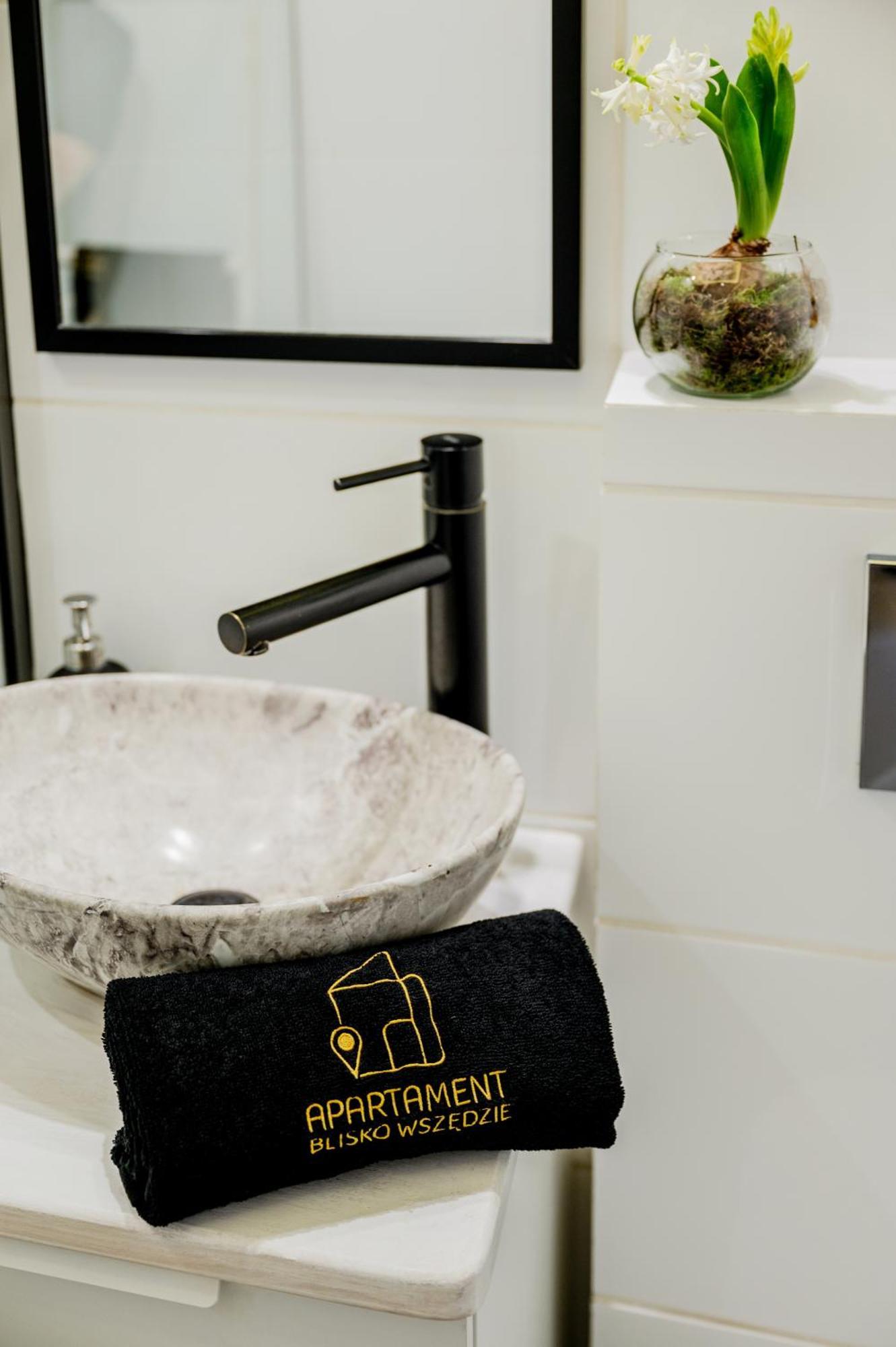 Apartament Blisko Wszedzie Ostrowiec Świętokrzyski Kültér fotó